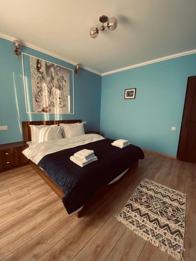 Guesthouse Relax In Kazbegi ภายนอก รูปภาพ