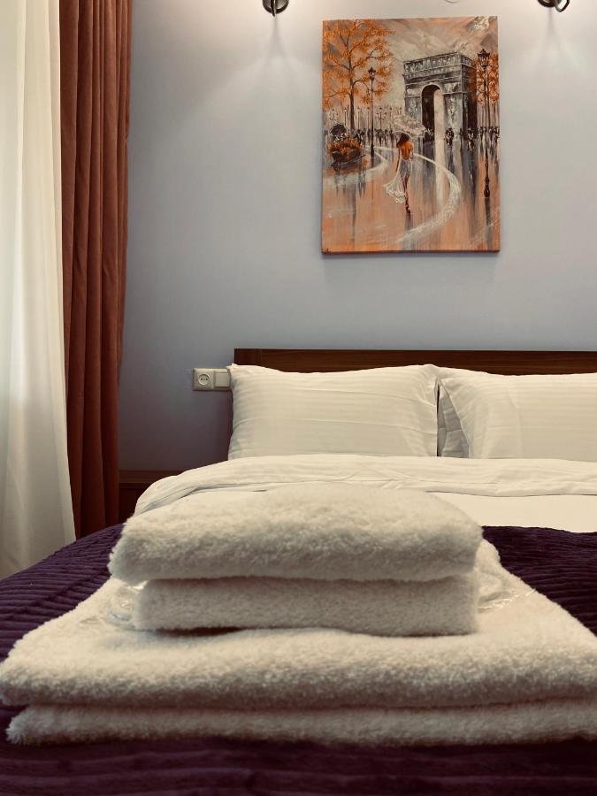 Guesthouse Relax In Kazbegi ภายนอก รูปภาพ