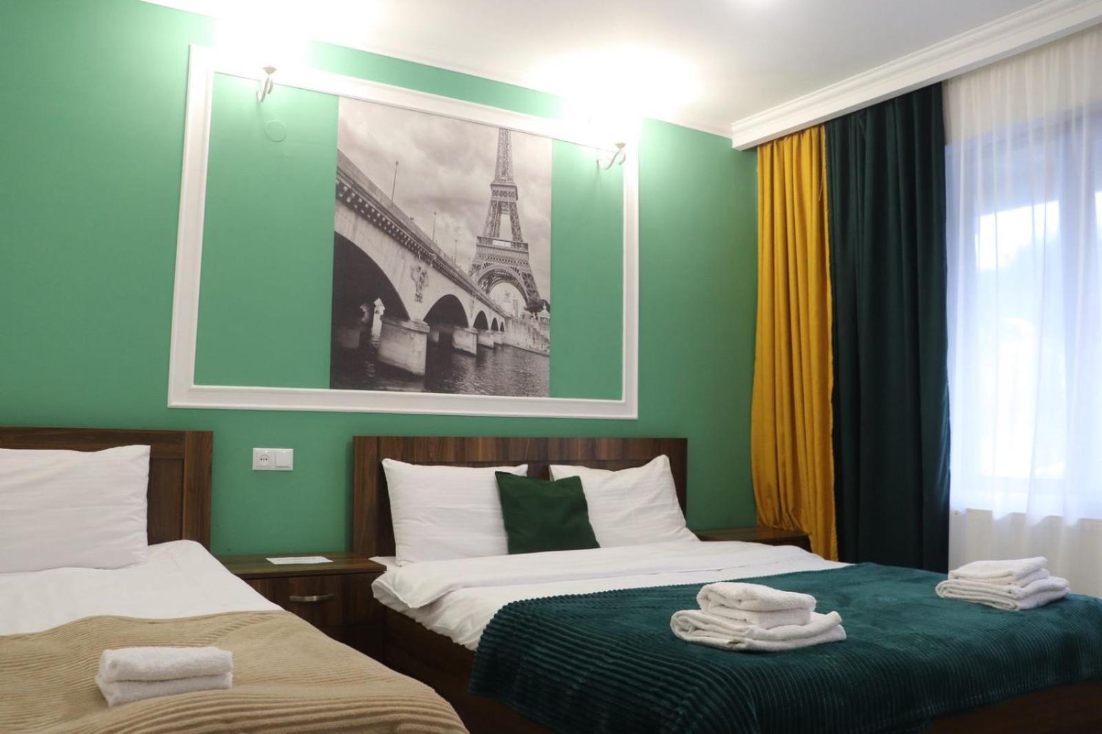 Guesthouse Relax In Kazbegi ภายนอก รูปภาพ