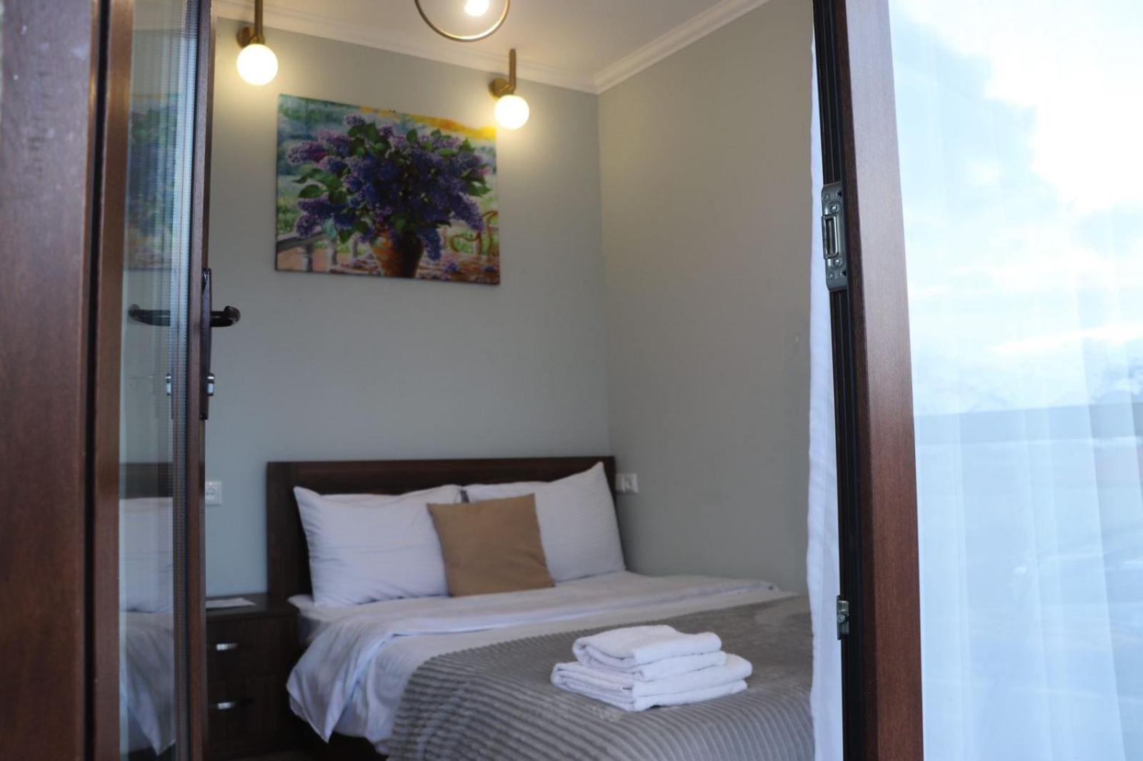 Guesthouse Relax In Kazbegi ภายนอก รูปภาพ
