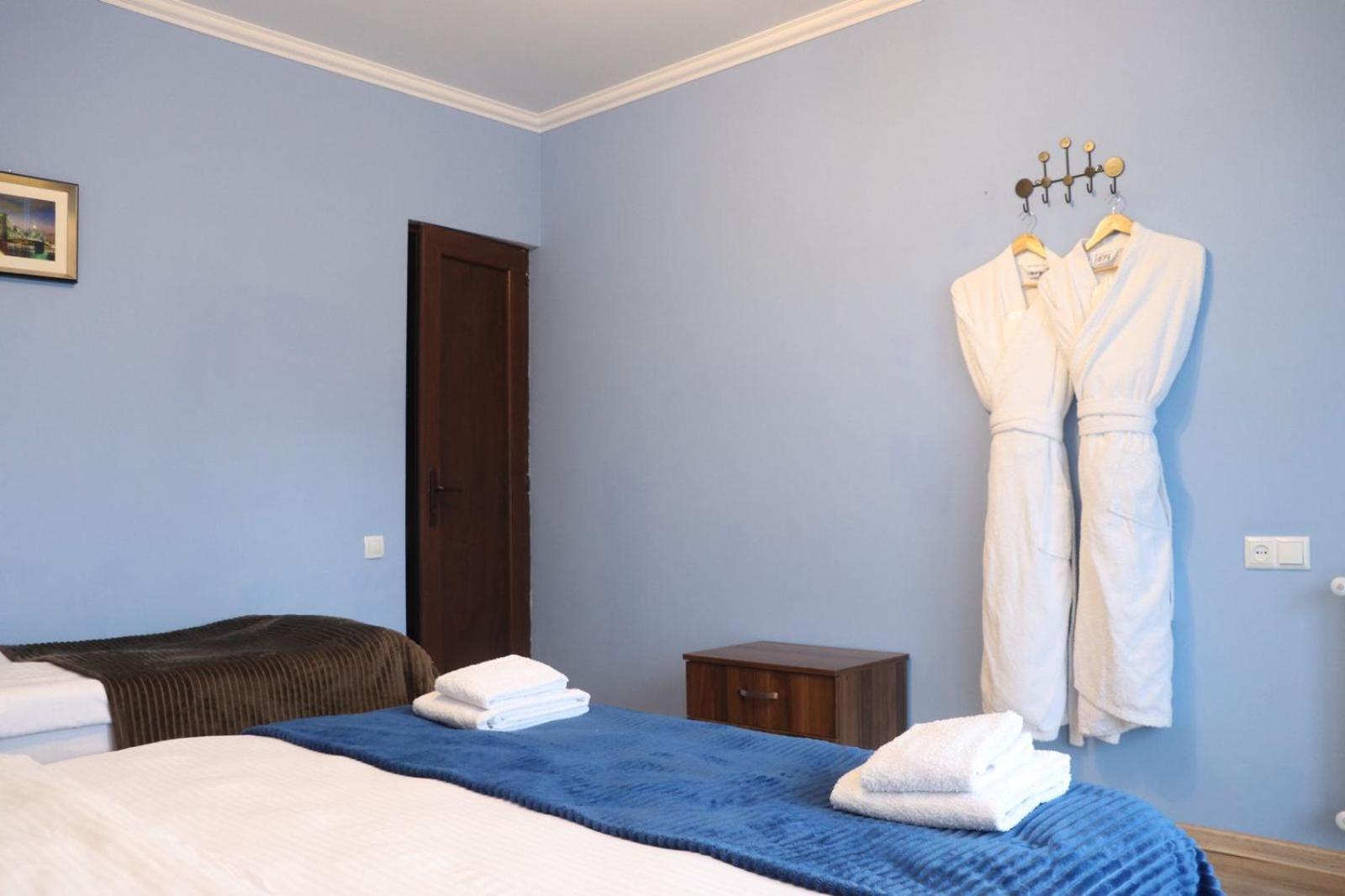 Guesthouse Relax In Kazbegi ภายนอก รูปภาพ